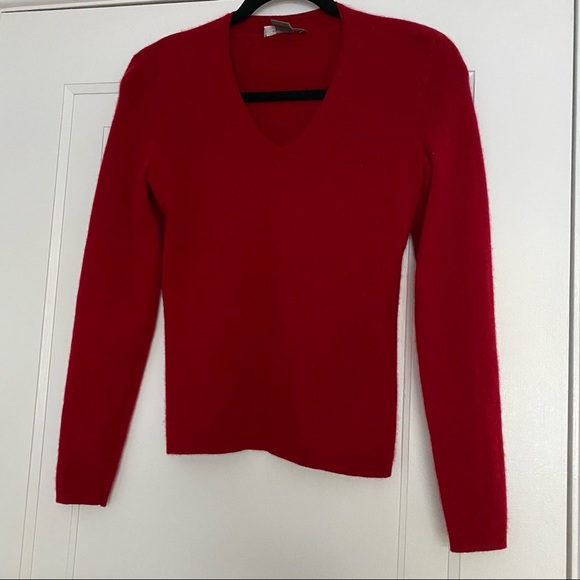 red cashmere vneck - Picture 12 of 12